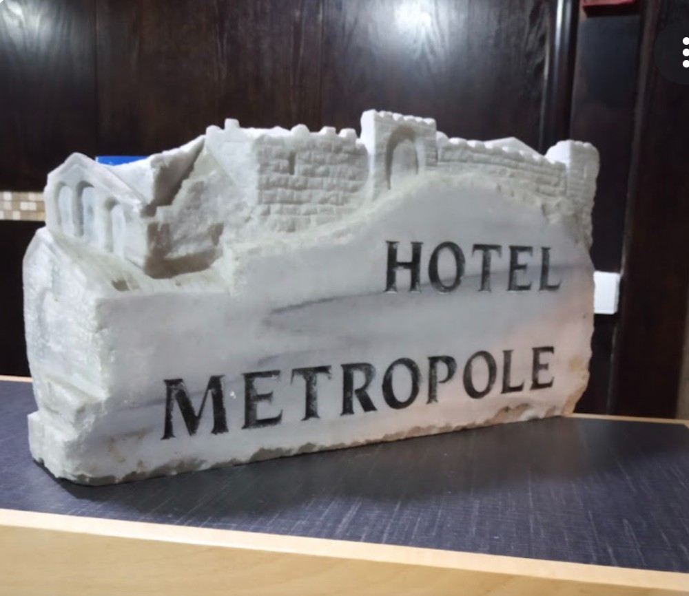 Metropole Hotel